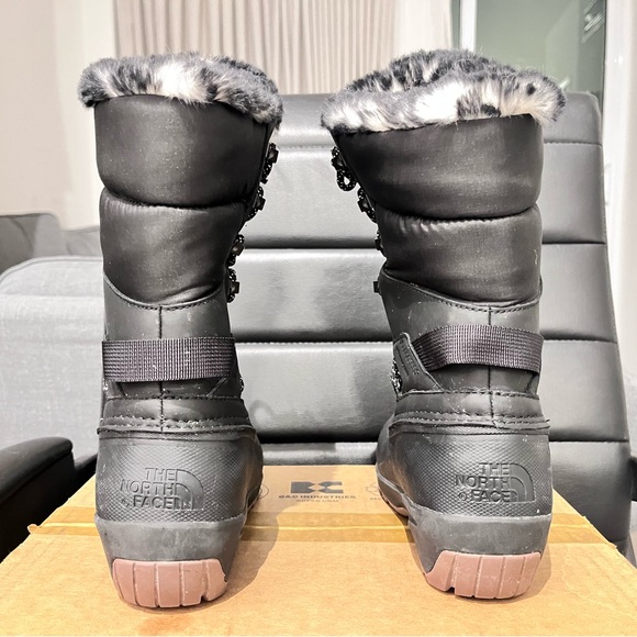 The North Face women snow boots - Picture 7 of 8